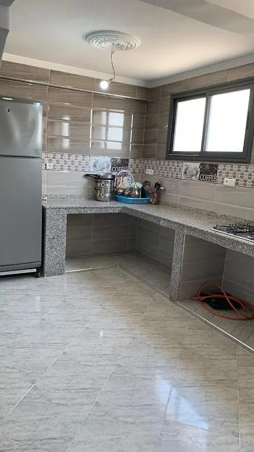 Lejlighed منزل هادئ قرب الشاطئ